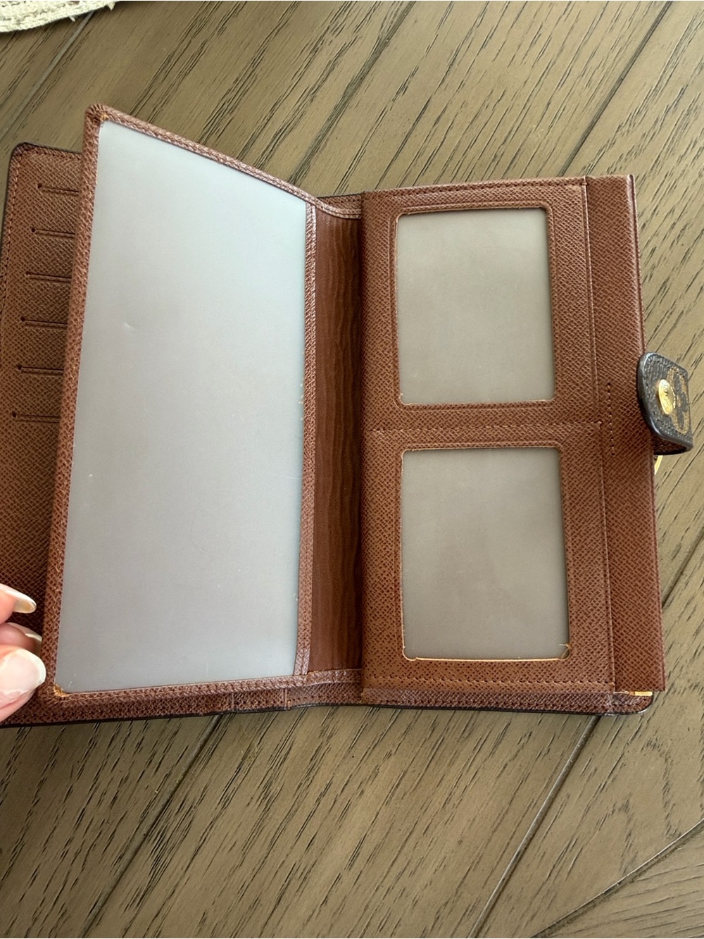 Brown Fashion Wallet - Picture 4 of 10